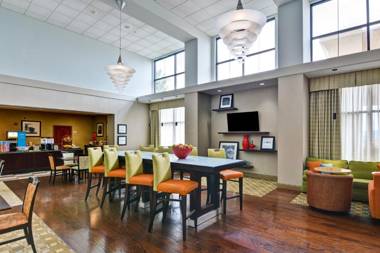 Hampton Inn & Suites Wilkes-Barre