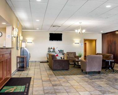 Wilkes-Barre Inn & Suites