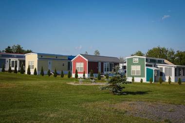 Narrows Too Camping Resort Loft Cottage 12