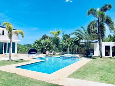 Manati World Point Inn