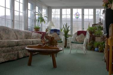 Inn at Starlight Lake & Restaurant