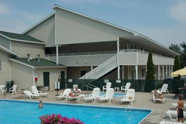 Sierra Sands Family Lodge