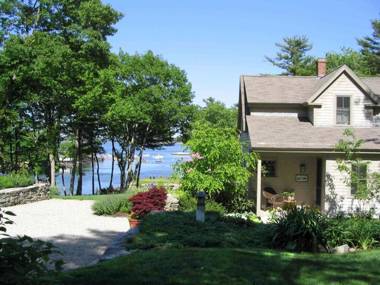 Coveside Bed & Breakfast