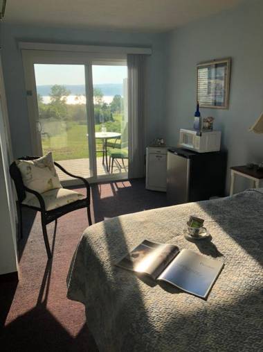 Savannah House Wine Country Inn & Cottages