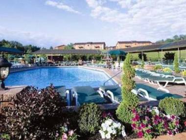 Villa Roma Resort and Conference Center