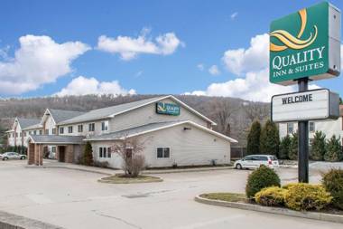 Quality Inn & Suites Titusville