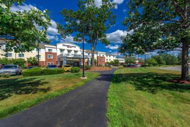 SpringHill Suites Devens Common Center