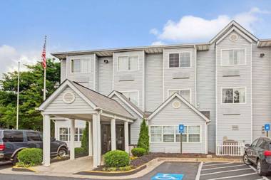 Microtel Inn by Wyndham Atlanta Airport