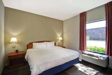 HAMPTON INN BURLINGTON/MOUNT HOLLY