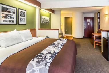 Sleep Inn & Suites Acme – Traverse City