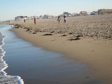 Tides Motel - Hampton Beach