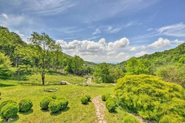 Premier Appalachian Living with Panoramic Mtn Vistas