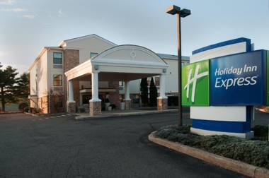 Holiday Inn Express Vernon-Manchester an IHG Hotel