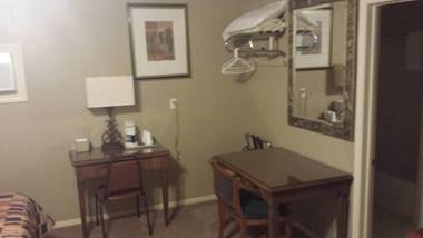 Badlands Budget host