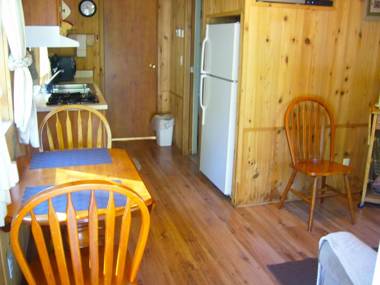 Pio Pico Camping Resort One-Bedroom Cabin 14