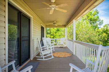 Wingspan by Oak Island Accommodations