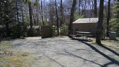 Linville Falls Campground RV Park and Cabins