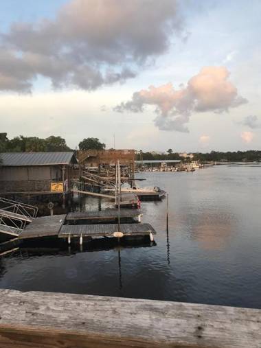 Steinhatchee River Inn and Marina