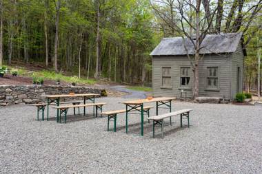 Stonehill's Farmhouse