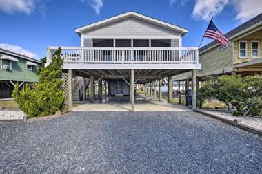 2nd-Row Holden Beach Abode - Steps to Ocean!