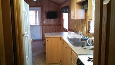 Alpine Lake Lakefront Cabin 5