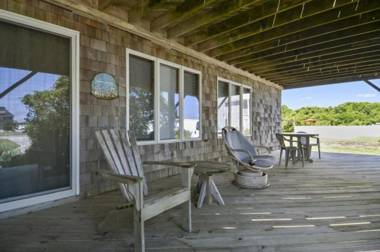 3055 - Blessed by the Sea