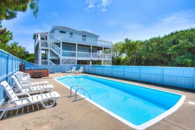 3043 - Sleep Inn With The Fishes