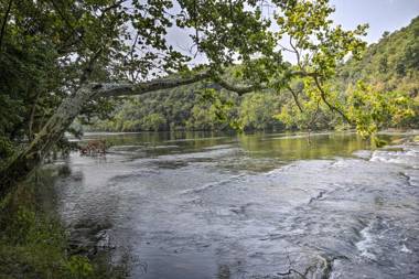 Shenandoah River Getaway Less Than 9 Mi to Downtown Luray!