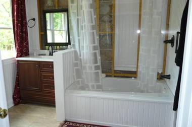 Stone Manor Boutique Inn