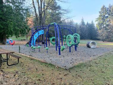 Tall Chief Camping Resort Cottage 4