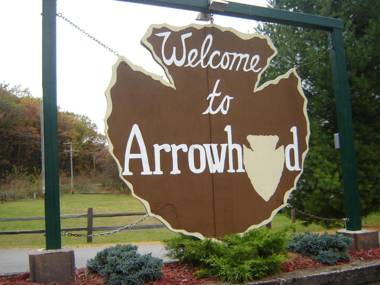 Arrowhead Camping Resort Cabin 1