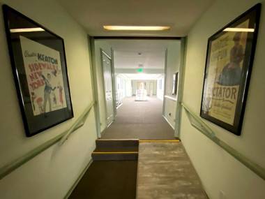 Hollywood Celebrity Hotel