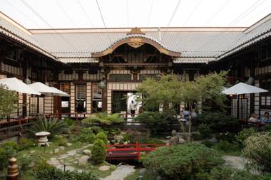 Hollywood Hills Hotel