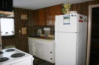 Sportsman Lodge Melrose MT