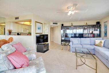 Land's End #401 building 8 - Beach Front