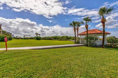 Land's End 404 building 6- Top Floor Picturesque Gulf Views!