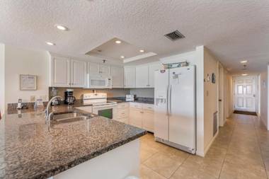 207 Beach Place Condos