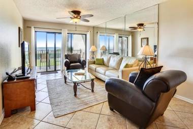 Land's End 203 building 6 Lovely Updates Beautiful Balcony Views