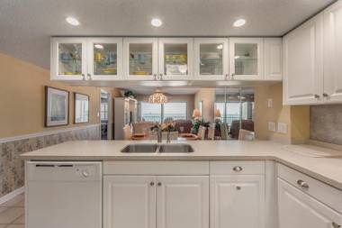 #210 Beach Place Condos