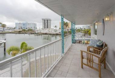 Waterfront & Pool Star5Vacations