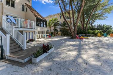 Sunset Beach House 3BR - Amazing beach house!