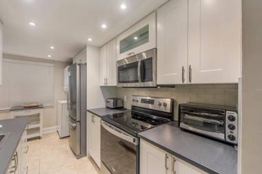 #102 Madeira Norte Condo