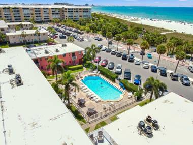 Majestic Beach Condo with Heated POOL in St Pete Beach
