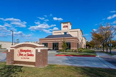 Hampton Inn & Suites Keller Town Center