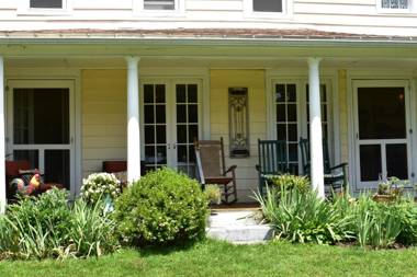 Harbour House Inn B&B