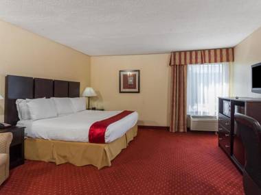 Ramada by Wyndham La Vergne/Nashville