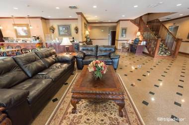 Mountain Inn & Suites Flat Rock