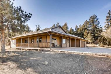 Your Luxury Rural Residence with Private Hot Tub and RV Hookups - Grey Wind Ranch