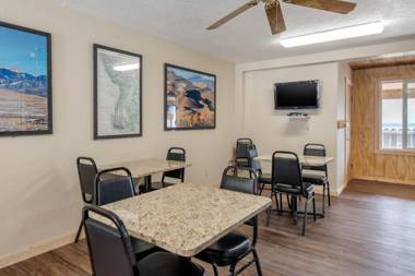 Great Sand Dunes Lodge