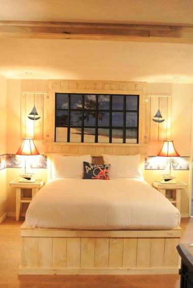 Redwoods River Resort & Campground